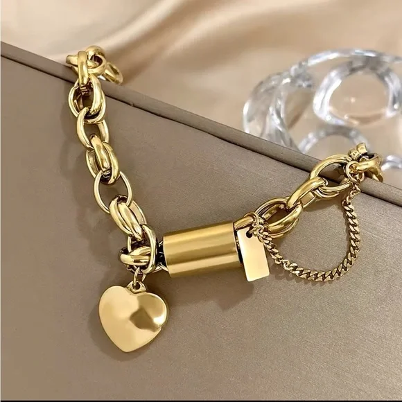 New Chunky Gold Heart Lock Charm Bracelet - Adjustable Gold Chain Bracelet - Picture 4 of 7